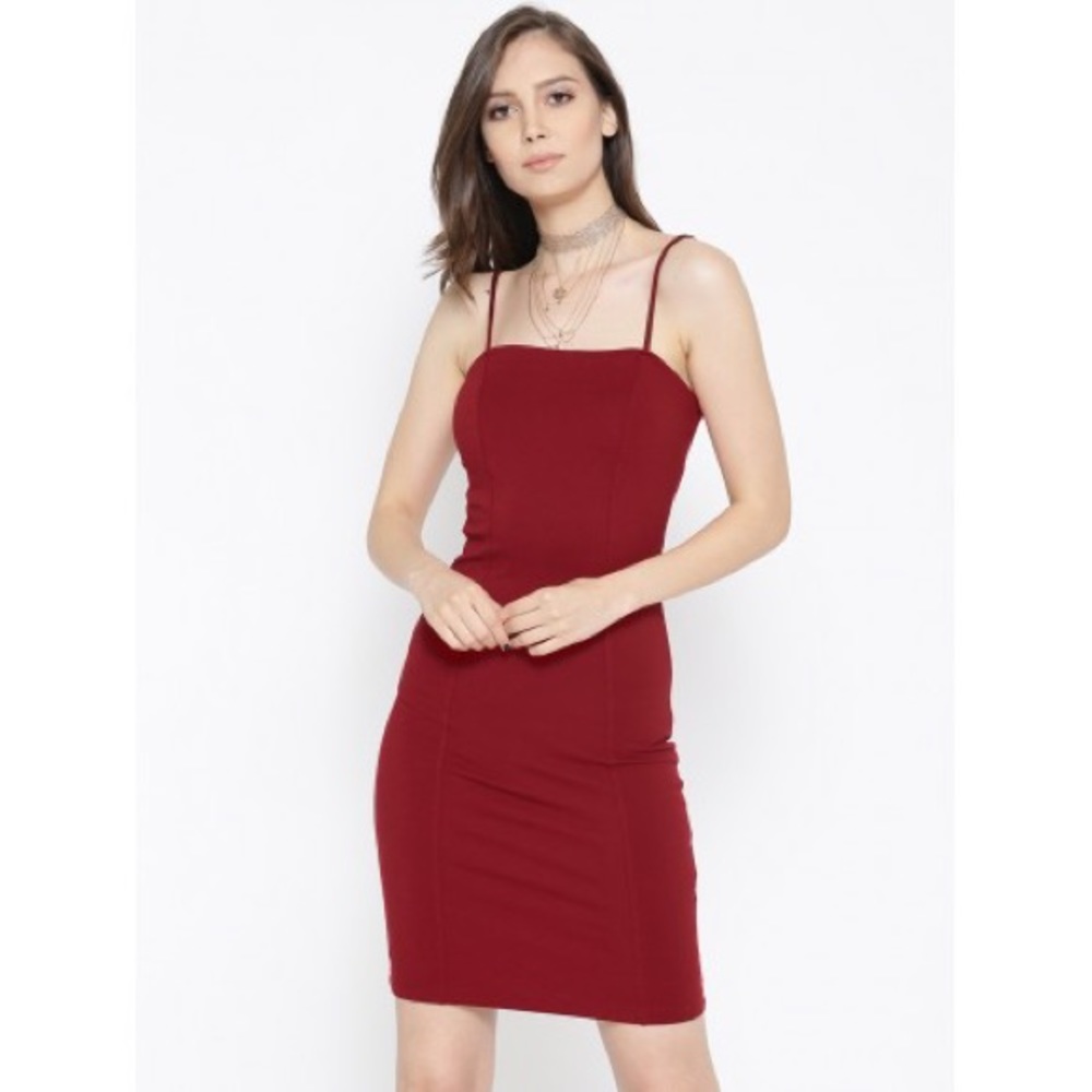 Bodycon red midi dress with straps